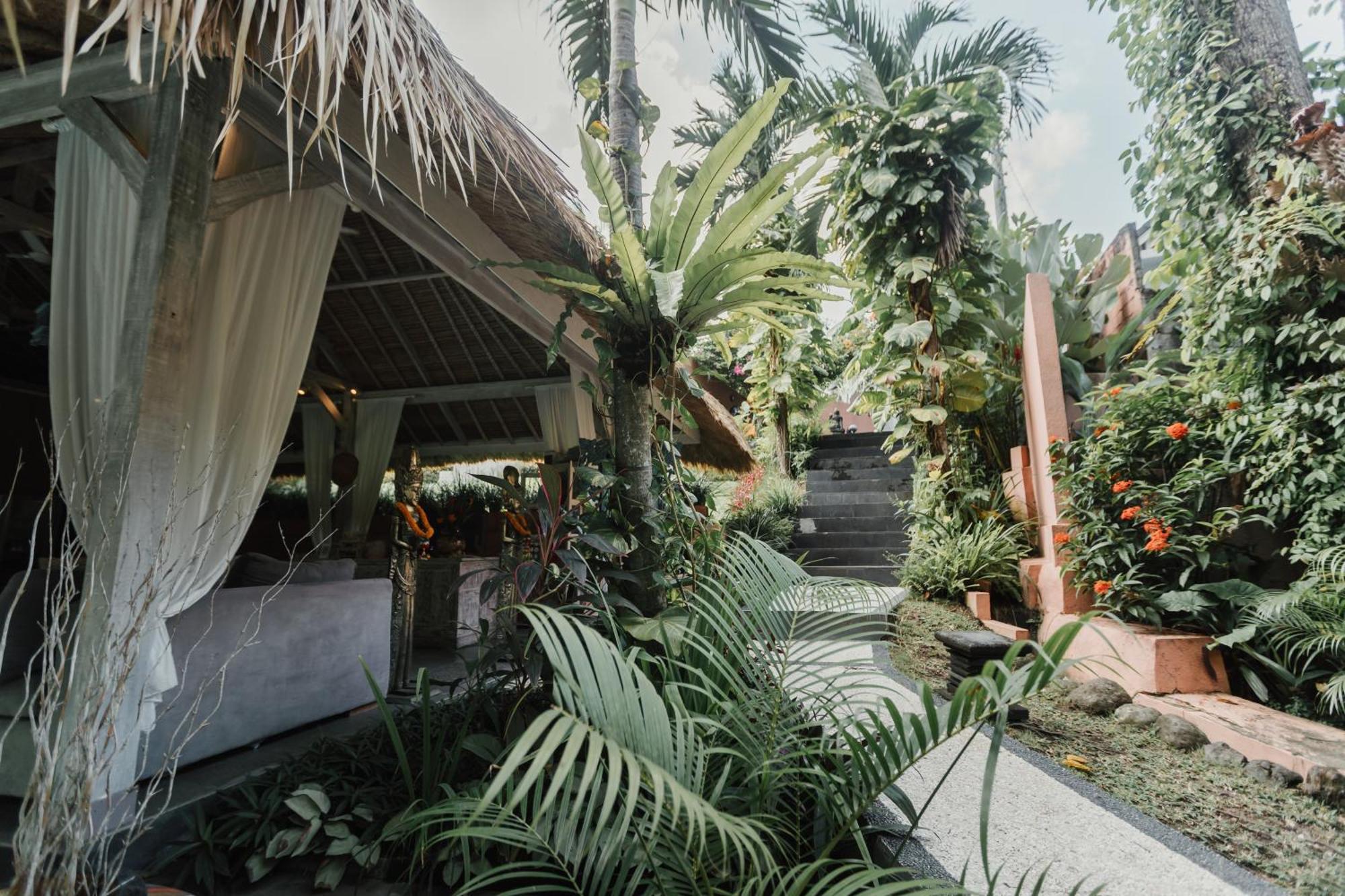 Maylie Bali Villa & Bungalows Canggu Екстериор снимка